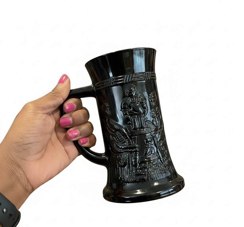 Vintage Black Milk Glass Beer Steins Set of 2 Indiana Glass Tiana Tavern Pub 6"